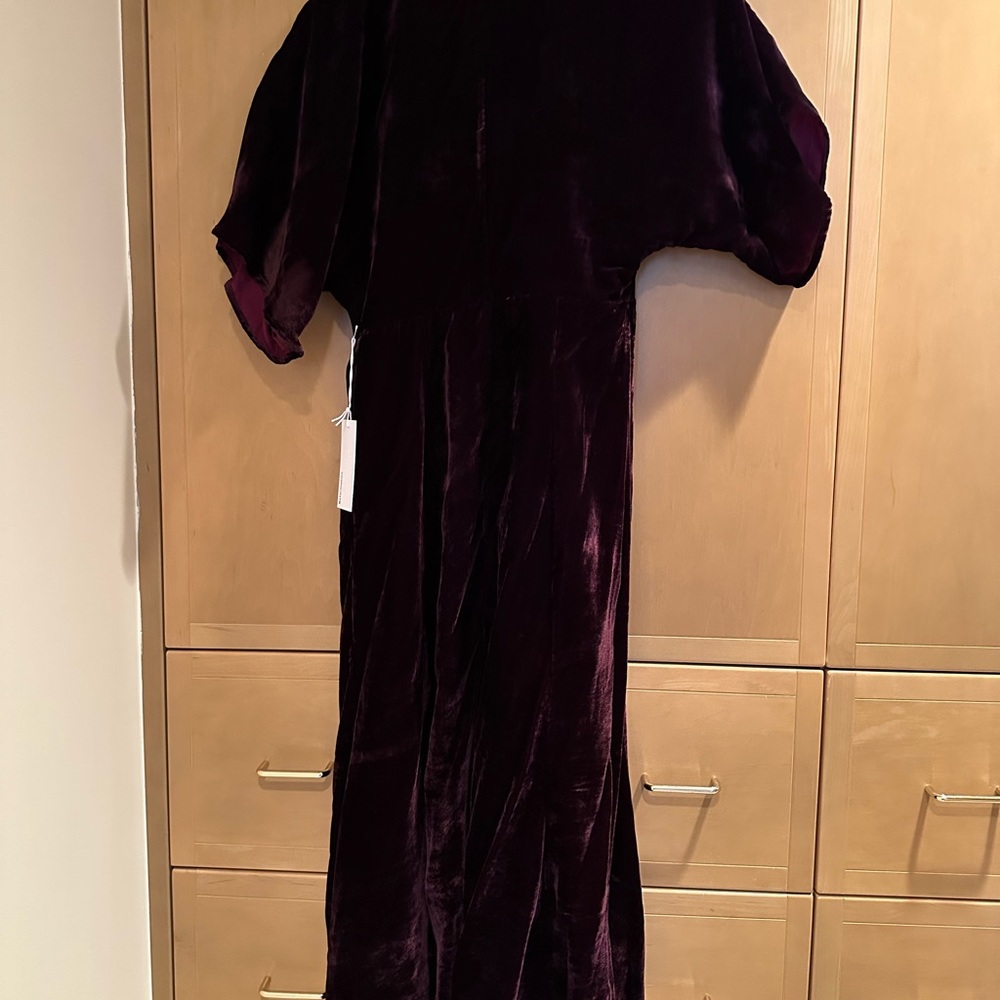 Reformation Analynne Velvet Dress - Picture 6 of 6